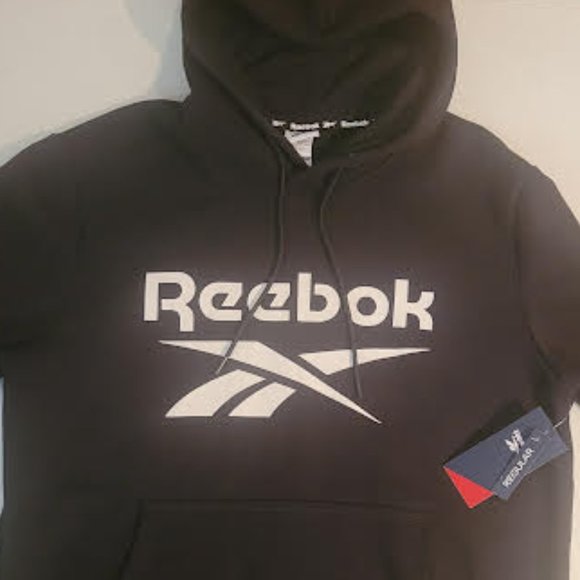 NWT Men's Graphic Reebok Hoodie Sweatshirt - Large - Picture 3 of 5